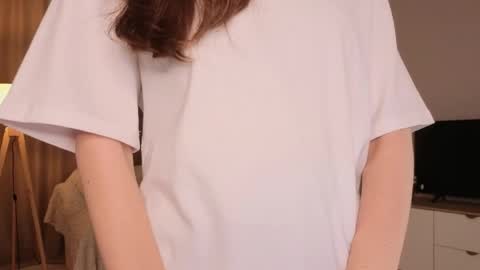 Sara online show from 04/23/26, 04:09