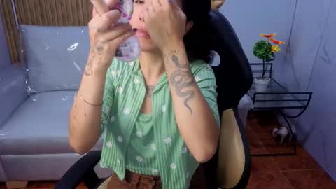 lynn_turner_ online show from 02/03/26, 01:05