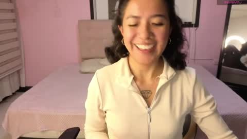 lynn_turner_ online show from 04/07/26, 07:58