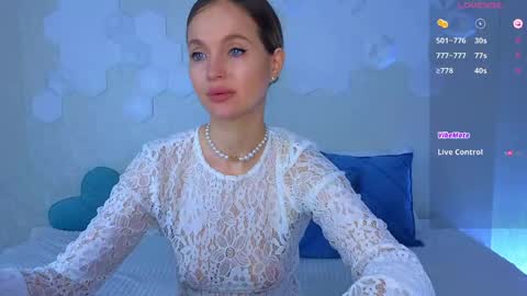 Snapshot of lynna_sparks chatting on 04/26/26, 02:09 Lana online show from 04/26/26, 02:09