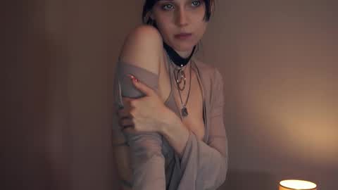 Snapshot of lynnabelow chatting on 02/18/25, 11:11 Elisabet but for you just Elie 4 online show from 02/18/25, 11:11