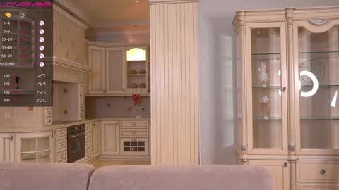 Natasha online show from 02/03/25, 07:29