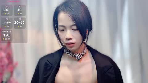 Snapshot of lynnalltop_165_keke chatting on 01/10/26, 06:04 lynnalltop_165_keke online show from 01/10/26, 06:04