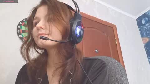 Lynn online show from 04/18/26, 07:34