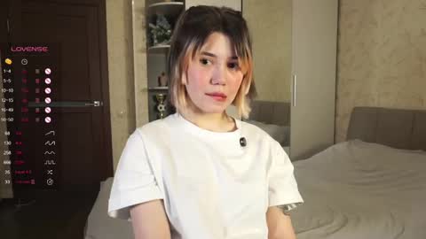 Lola online show from 02/21/25, 07:23