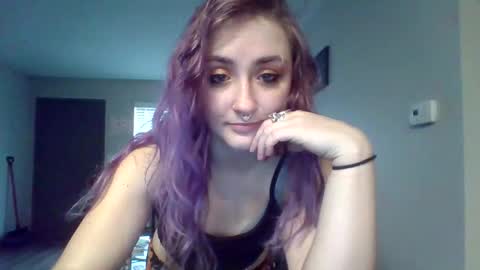 Lynn  online show from 03/06/26, 04:47