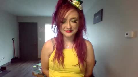 Lynn  online show from 03/17/26, 05:49