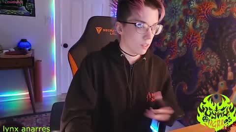 Snapshot of lynxanarres chatting on 09/10/25, 02:55 Lynx Anarres online show from 09/10/25, 02:55