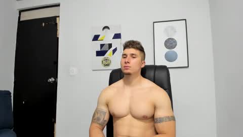 Snapshot of lyonel15 chatting on 01/08/25, 03:51 Lyonel online show from 01/08/25, 03:51