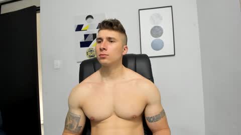 Snapshot of lyonel15 chatting on 03/11/25, 04:18 Lyonel online show from 03/11/25, 04:18