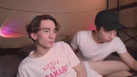 KennyEliot online show from 10/25/25, 02:24