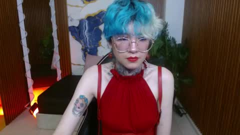 lyra_tay online show from 04/12/26, 11:26