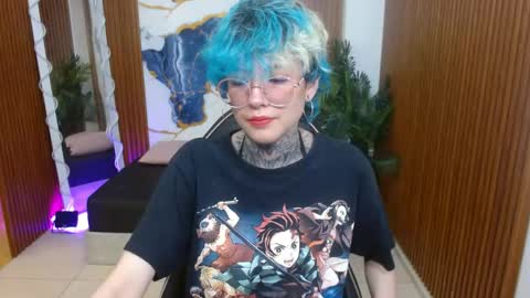 lyra_tay online show from 04/23/26, 07:27