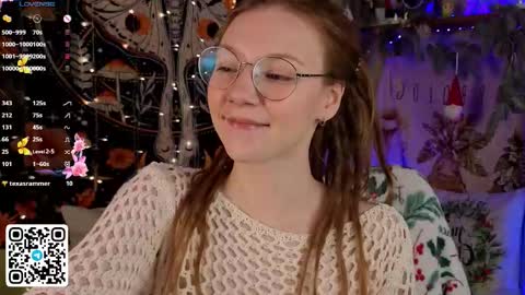 Lyra online show from 12/02/25, 12:05