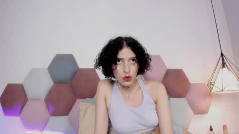 Lyravendrell online show from 04/09/26, 06:19