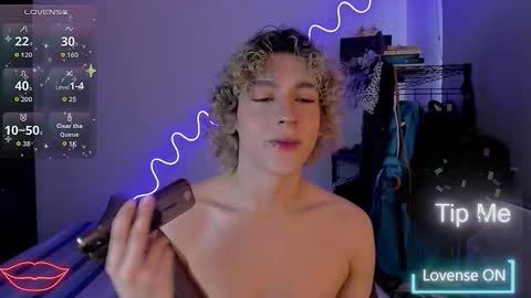 Lyric online show from 11/16/25, 09:09