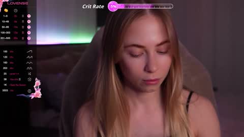 Snapshot of lysii_astra chatting on 03/04/26, 04:24 Liza online show from 03/04/26, 04:24