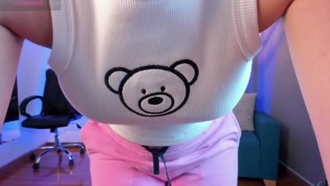 Lyssa  Everyday From 0700 to 1630 Col Time online show from 01/30/25, 06:10