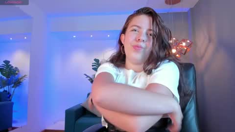 Lyssa  Everyday From 0700 to 1630 Col Time online show from 02/15/25, 01:38