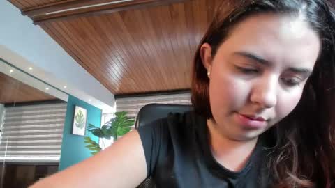 Lyssa  Everyday From 0700 to 1630 Col Time online show from 11/25/25, 01:55