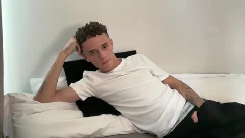  NEW   Leo  lz britboy online show from 02/24/26, 12:25