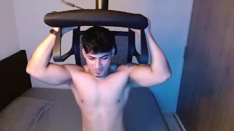 Snapshot of m1chaelx_ chatting on 07/22/26, 11:07 MICHAEL online show from 07/22/26, 11:07
