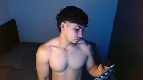 Snapshot of m1chaelx_ chatting on 07/23/26, 11:24 MICHAEL online show from 07/23/26, 11:24