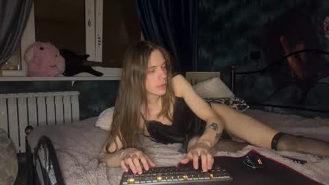 Snapshot of m1shq chatting on 01/09/25, 11:56 m1shq online show from 01/09/25, 11:56