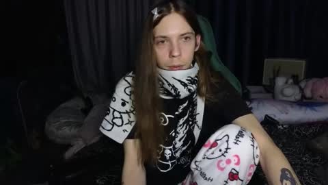 Snapshot of m1shq chatting on 02/20/25, 11:10 m1shq online show from 02/20/25, 11:10