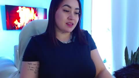 Snapshot of m33li chatting on 05/15/26, 09:44 Meli online show from 05/15/26, 09:44