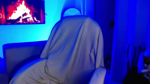 Snapshot of m33li chatting on 05/26/26, 01:23 Meli online show from 05/26/26, 01:23