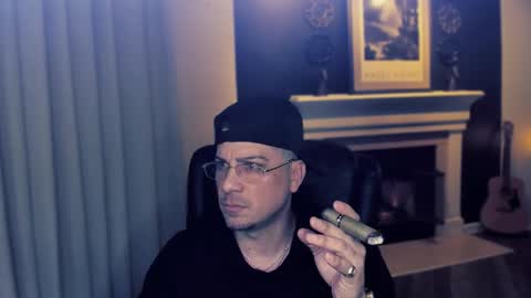 m4ck online show from 12/20/25, 08:21