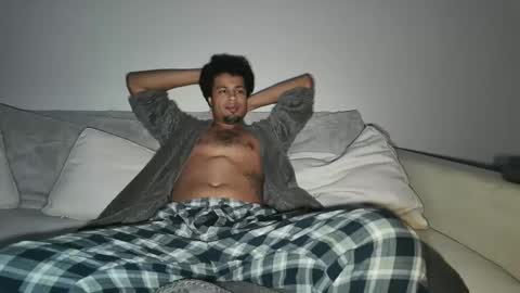 Snapshot of m_d_fl chatting on 02/11/26, 05:12 MD online show from 02/11/26, 05:12