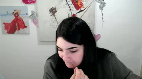 m_i_k_i_ online show from 03/10/26, 12:10