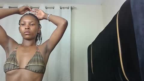 m_pretty_p online show from 12/11/24, 04:49