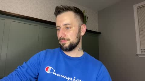 m_stephen online show from 04/01/26, 03:07