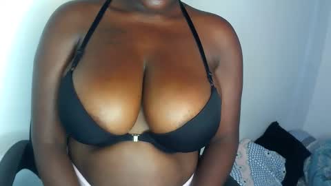 Snapshot of m_tits3 chatting on 09/16/25, 12:50 m_tits3 online show from 09/16/25, 12:50
