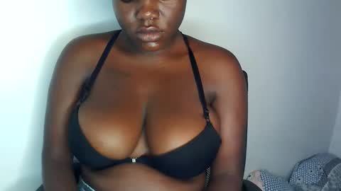 Snapshot of m_tits3 chatting on 09/17/25, 03:30 m_tits3 online show from 09/17/25, 03:30
