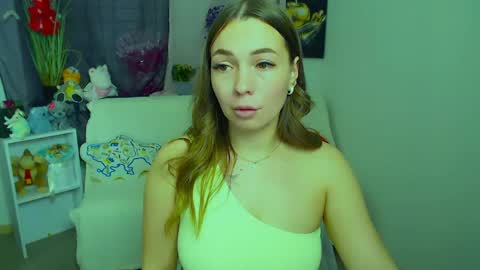 Vikki online show from 04/23/26, 05:15