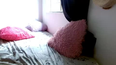 maaddy_thompson online show from 04/16/26, 07:47