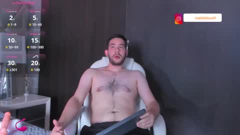Snapshot of maatt_de_luca chatting on 10/15/25, 06:52 Matt De Luca online show from 10/15/25, 06:52