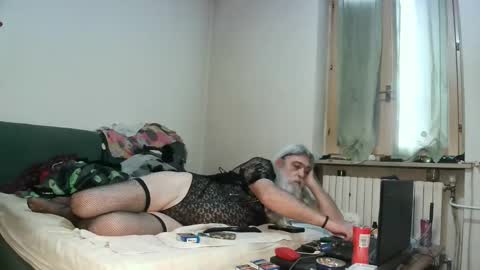 Snapshot of maax1970to chatting on 02/28/26, 10:05 maax1970 online show from 02/28/26, 10:05