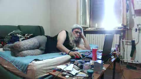 Snapshot of maax1970to chatting on 05/17/26, 10:00 maax1970 online show from 05/17/26, 10:00