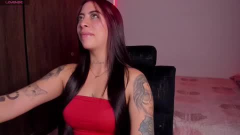 Snapshot of maazikeenx chatting on 02/22/26, 04:24 Sara online show from 02/22/26, 04:24