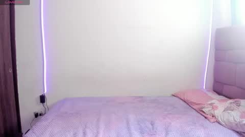 Sara online show from 04/22/26, 03:35