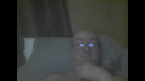 Snapshot of macbewdekan25 chatting on 12/15/24, 01:11 macbewdekan25 online show from 12/15/24, 01:11