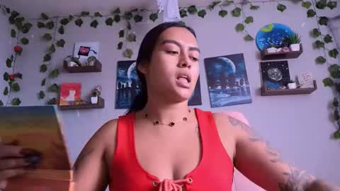 Snapshot of macey_hairy chatting on 12/03/25, 05:11 Macey Elliot Modelo Independiente online show from 12/03/25, 05:11