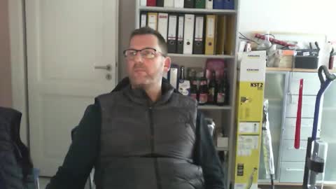 macfly67 online show from 01/12/26, 12:43