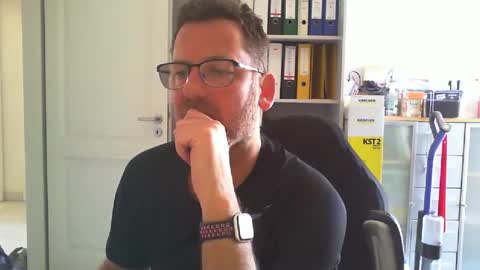 macfly67 online show from 05/01/26, 11:04