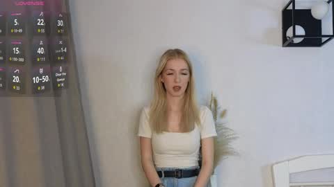 Katerina online show from 04/17/26, 08:50